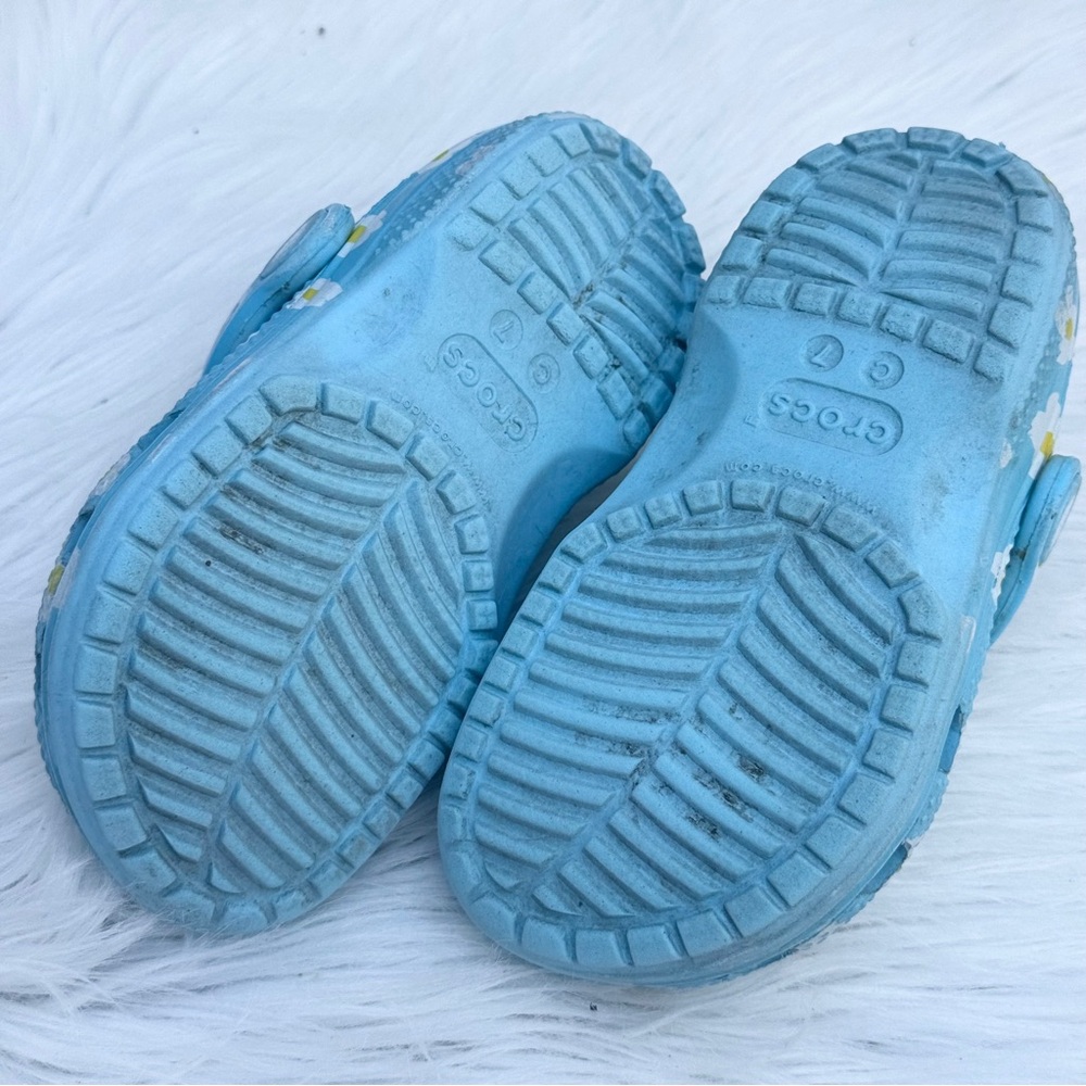 Toddler Floral Crocs - Picture 5 of 5